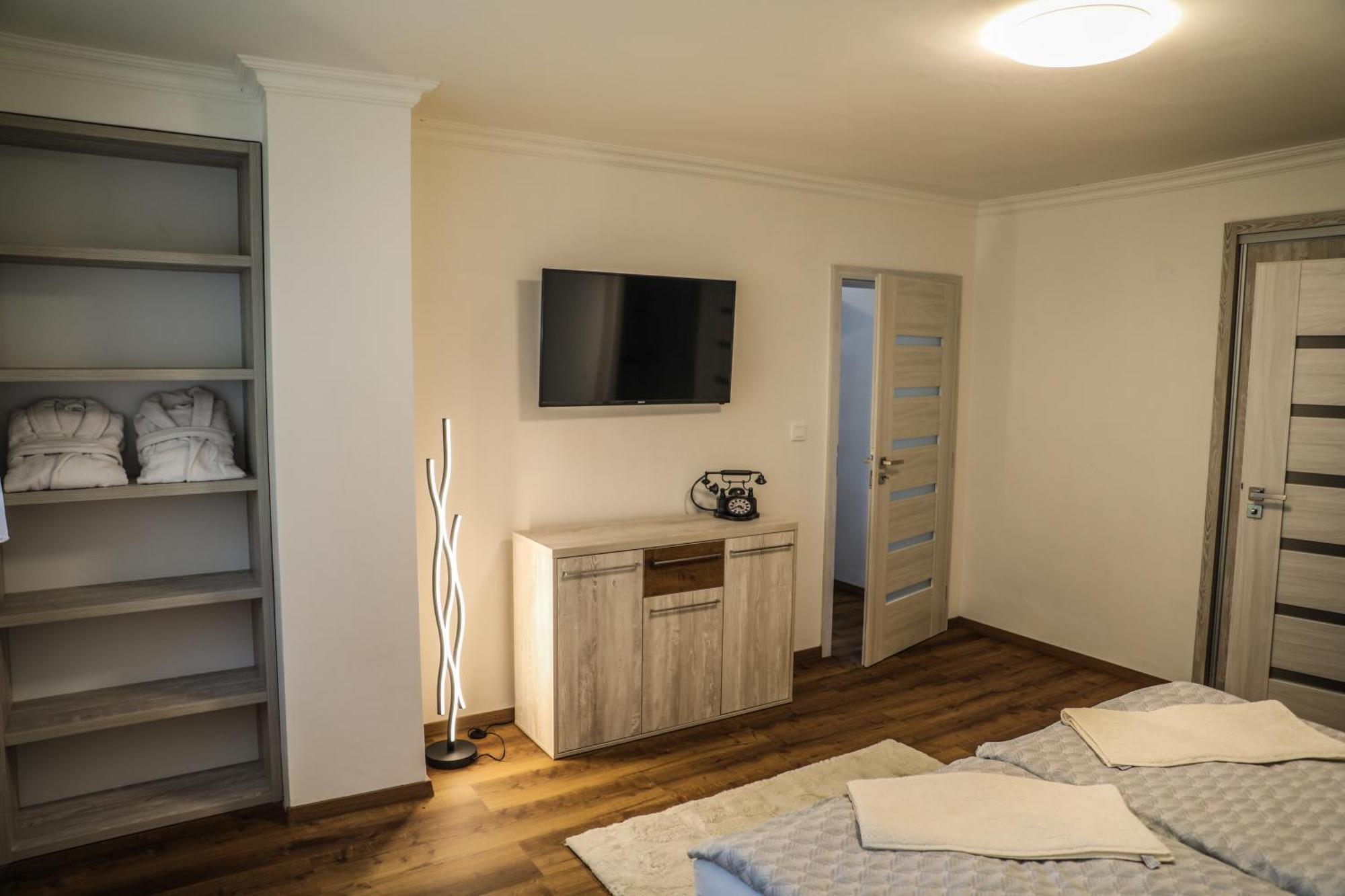 Apartment Irma Karlovy Vary Luaran gambar
